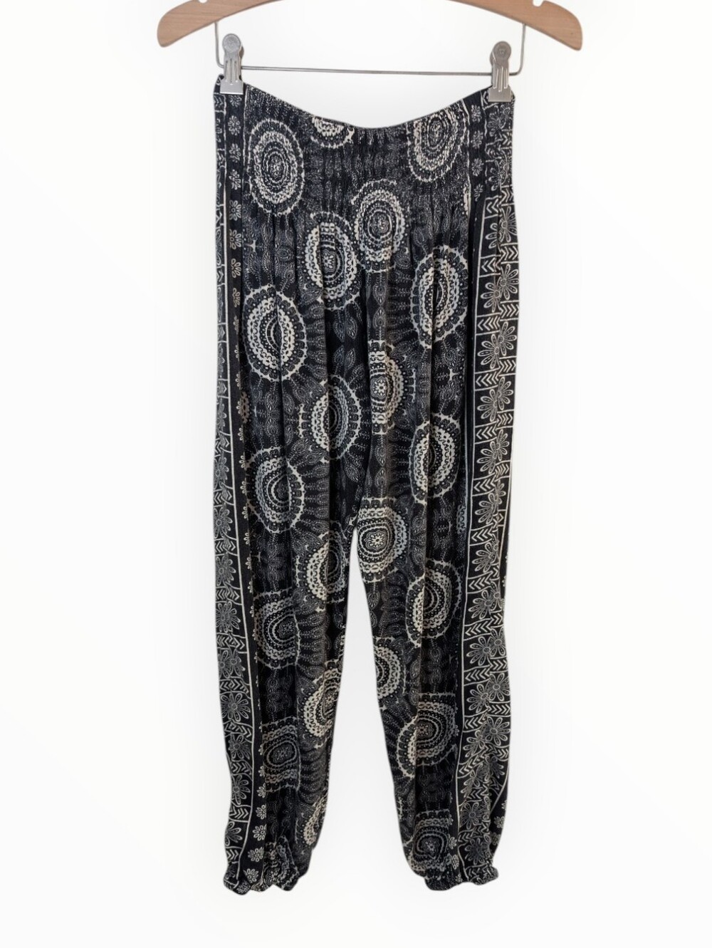 Lotus and Luna Bondi Harem Pants Black & White Small